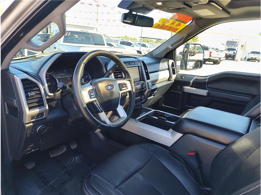 Used 2020 Ford F250 Lariat image 5