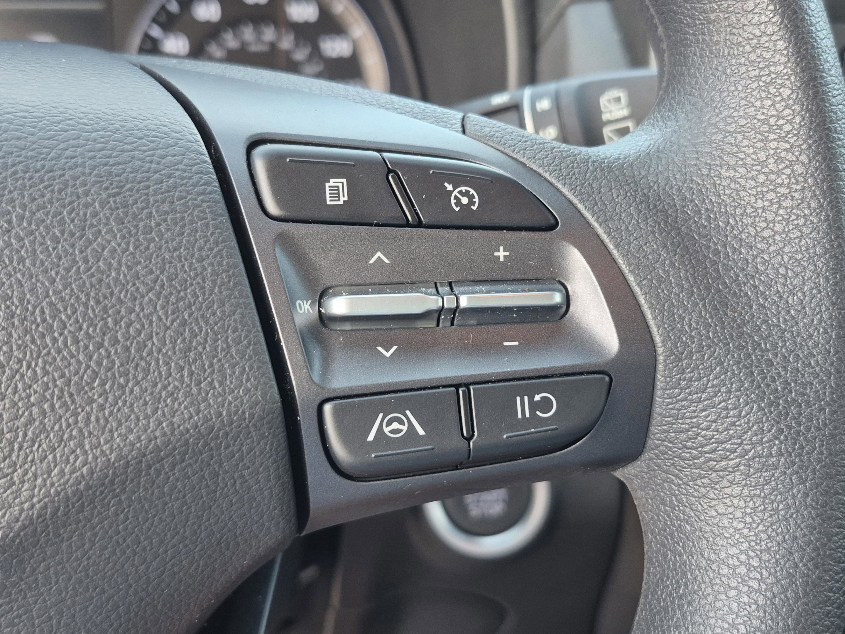 Certified 2023 Hyundai Kona SEL w/ Cargo Package AWD/4WD image 29