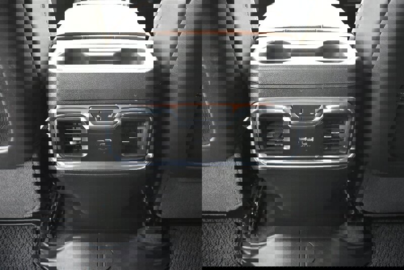 Used 2024 GMC Sierra 3500 Denali Ultimate image 23