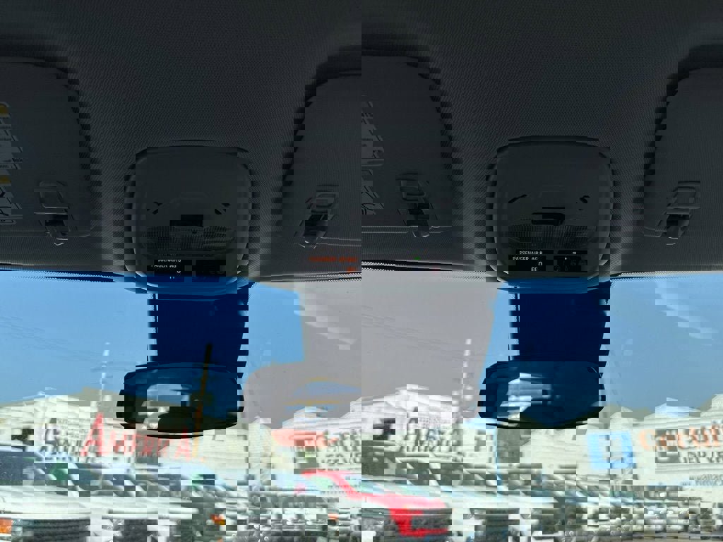 New 2025 Chevrolet Trax LT w/ Driver Confidence Package image 19