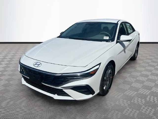 New 2026 Hyundai Elantra Hybrid FWD image 3