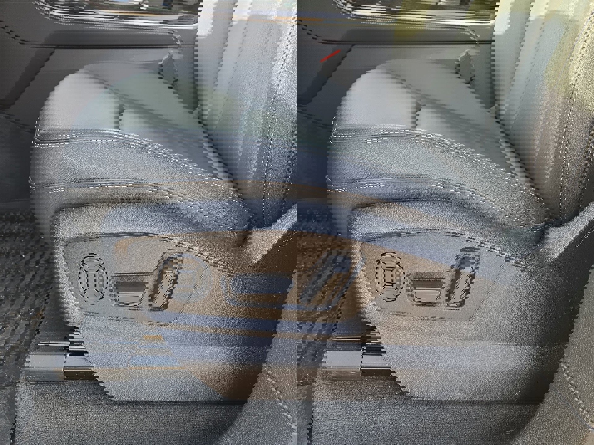 Used 2025 Audi Q7 2.0T Premium Plus w/ Premium Plus Package image 17