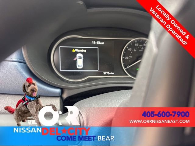 Certified 2025 Nissan Versa SV w/ Trunk Package FWD image 4