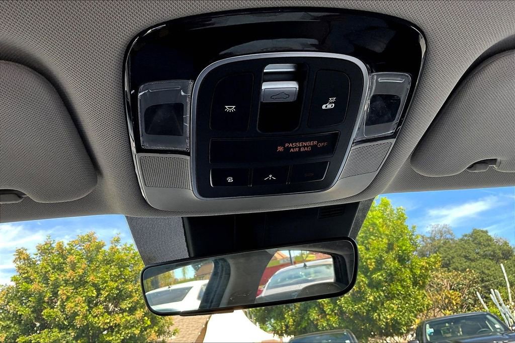 Used 2020 Hyundai Sonata Limited FWD image 17