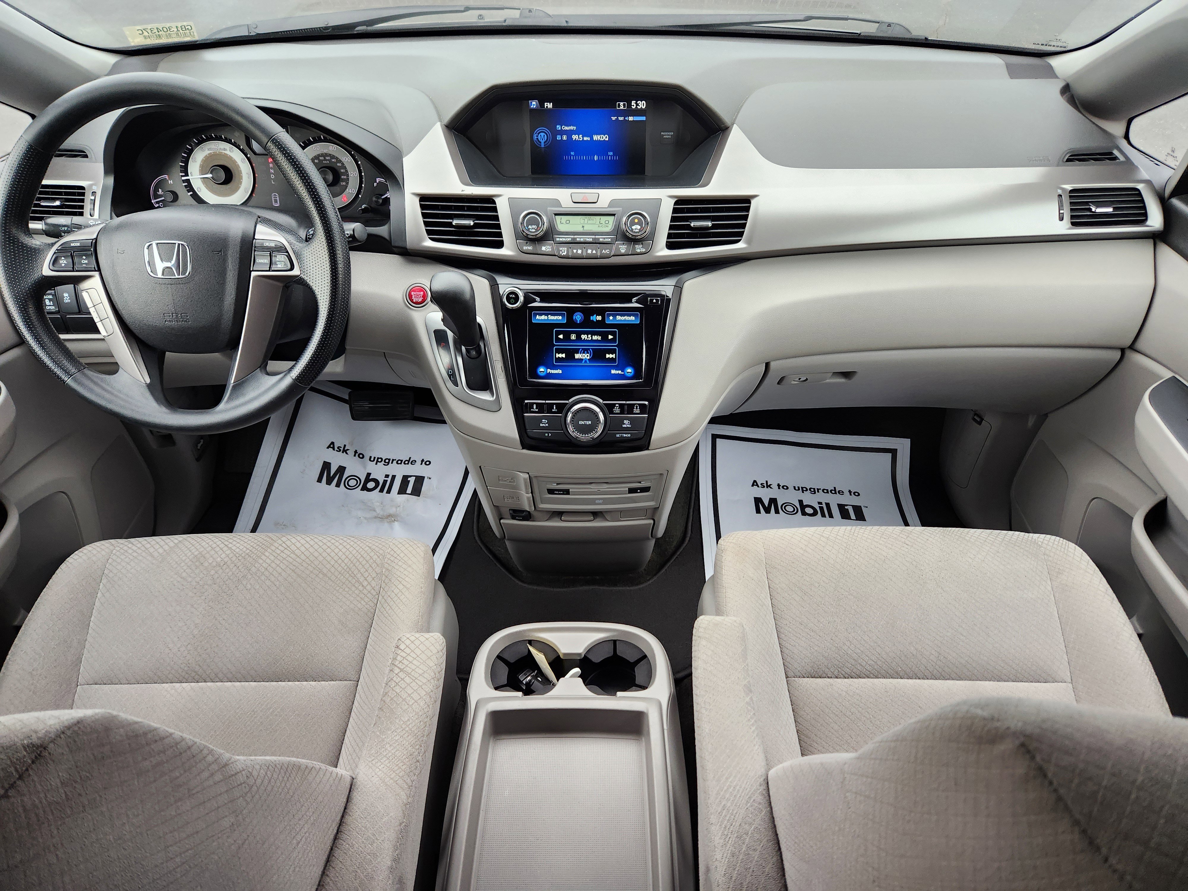 Used 2016 Honda Odyssey SE image 16