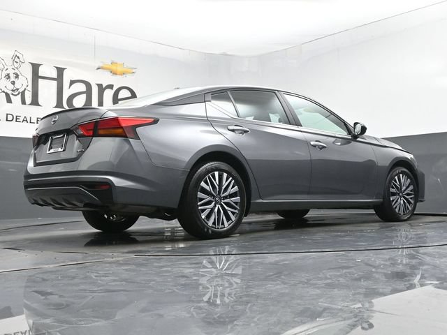 Used 2025 Nissan Altima 2.5 SV AWD/4WD image 48