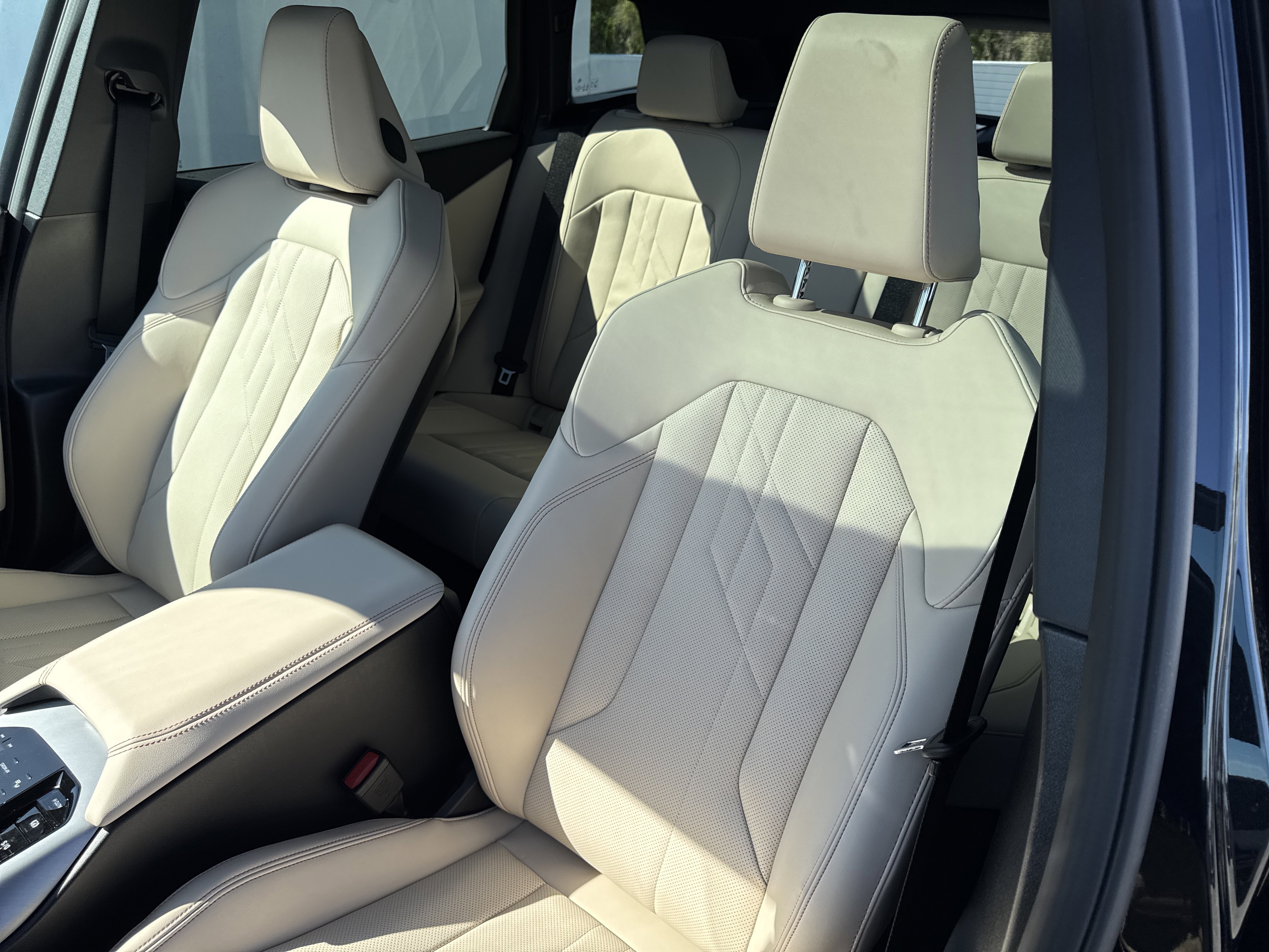 New 2026 BMW X3 M50 w/ Premium Package image 24