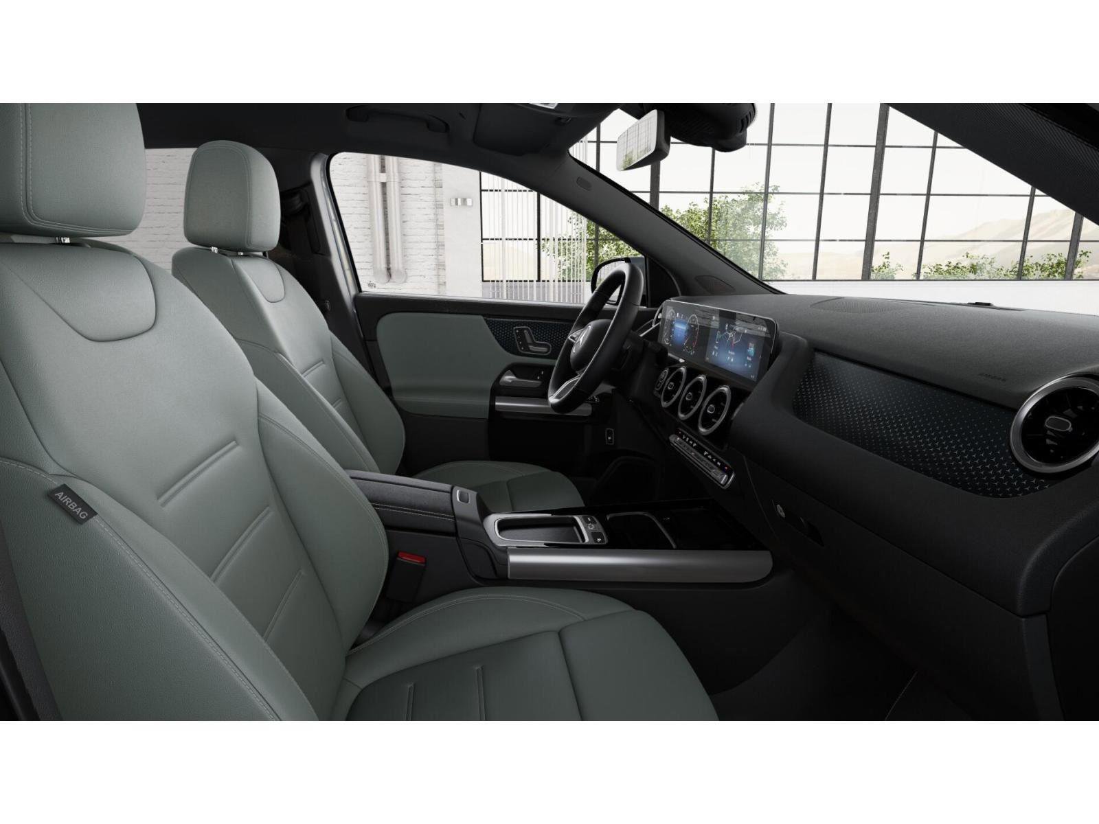 New 2026 Mercedes-Benz GLA 250 image 3