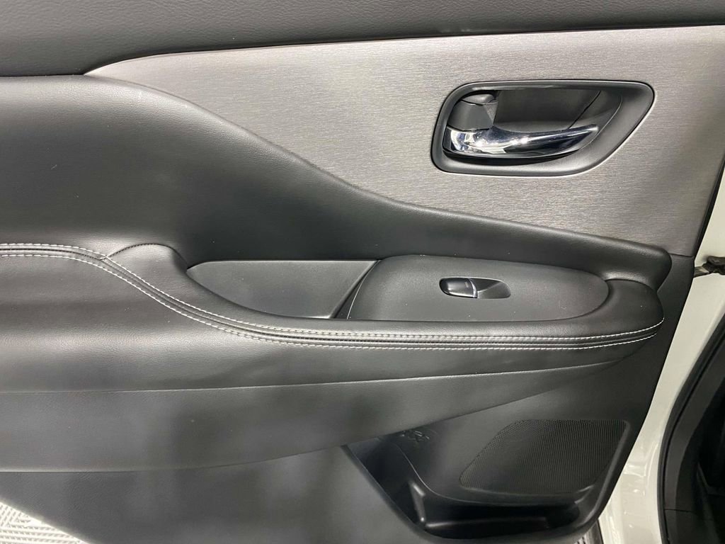 Used 2021 Nissan Murano SL w/ SL Moonroof Package AWD/4WD image 13