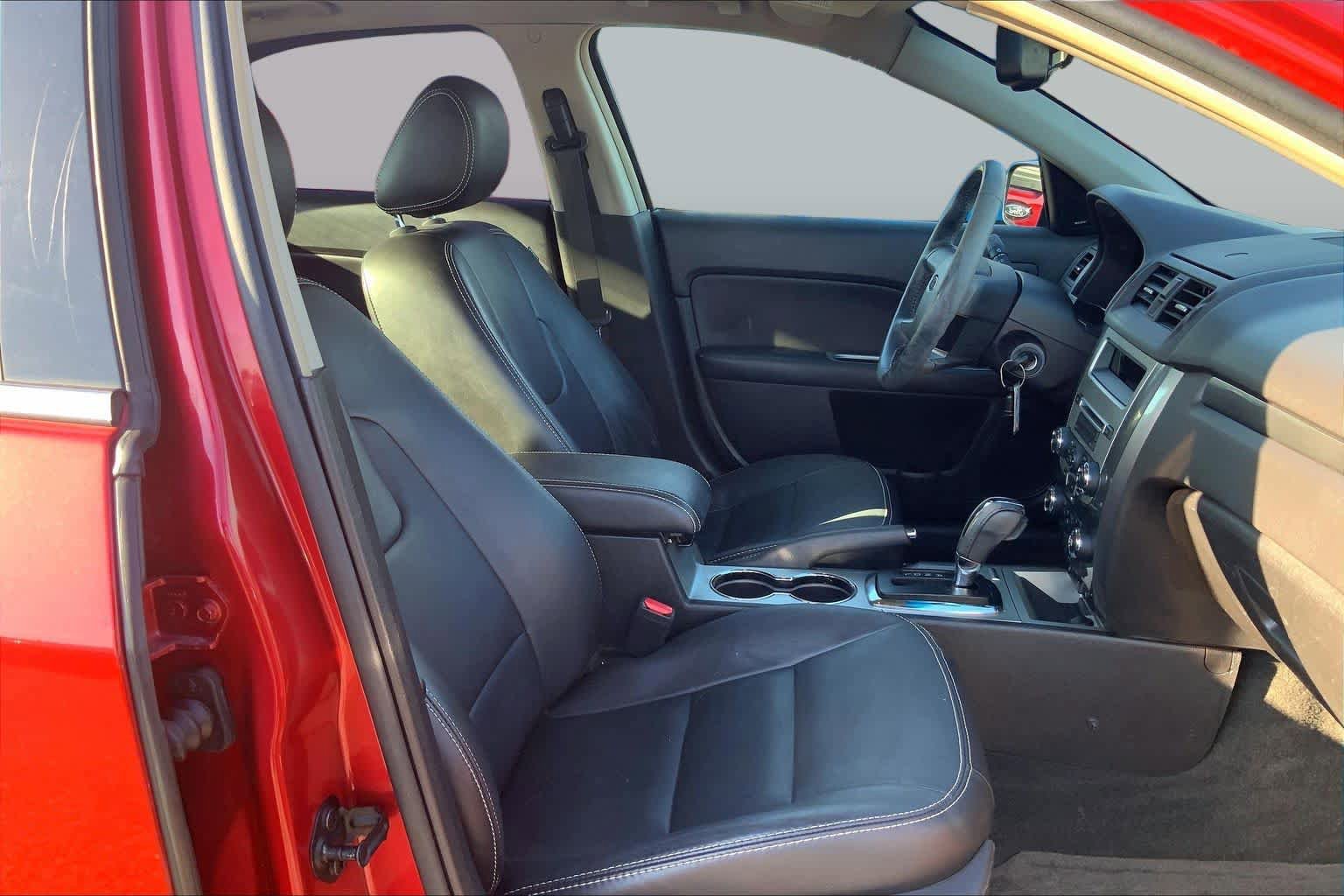 Used 2011 Ford Fusion SEL w/ 302A Rapid Spec Order Code FWD image 8