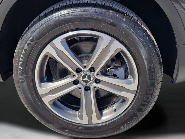 Used 2022 Mercedes-Benz GLC 300 w/ Premium Package Lite image 8