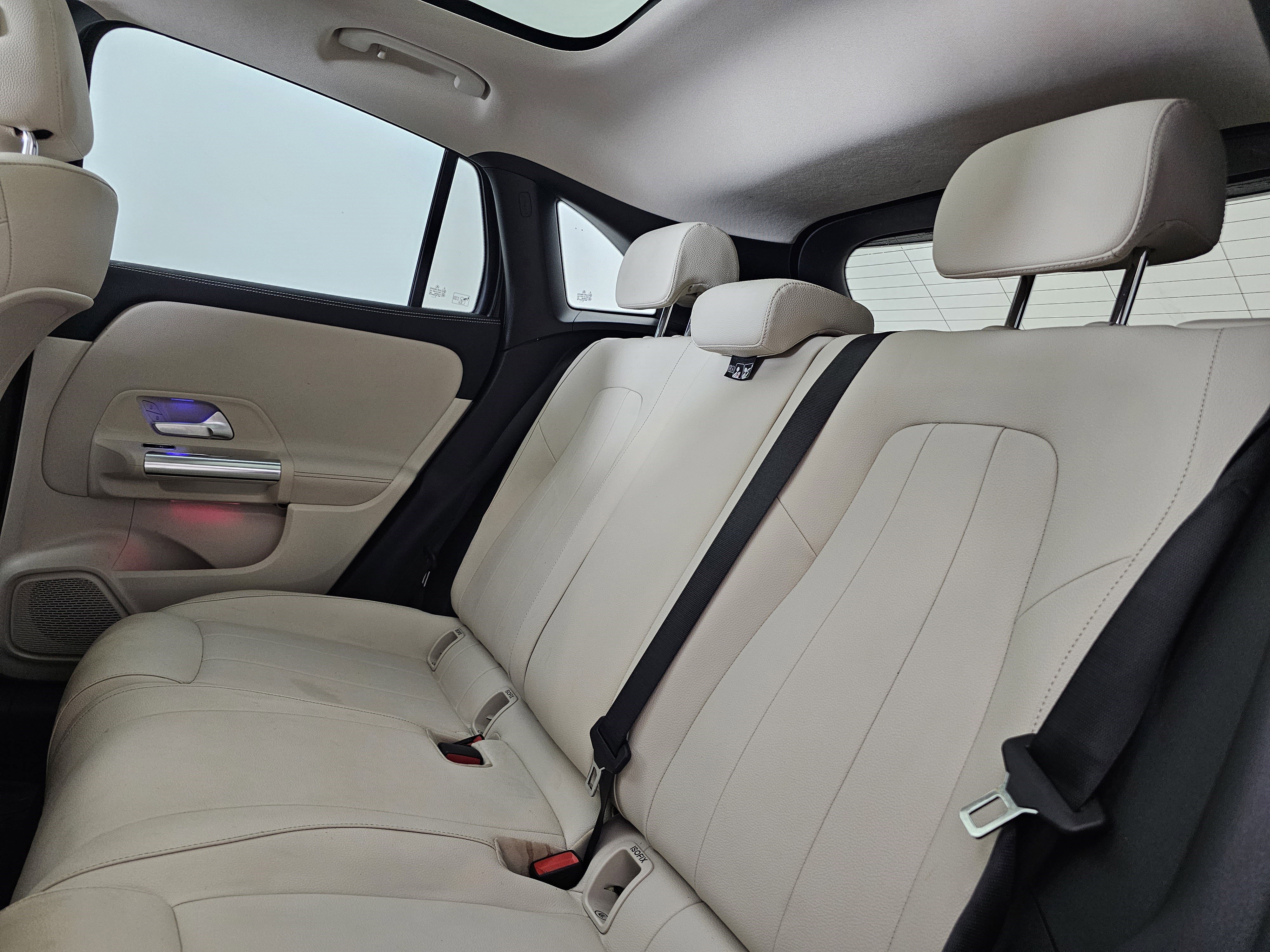 Certified 2022 Mercedes-Benz GLA 250 4MATIC image 24