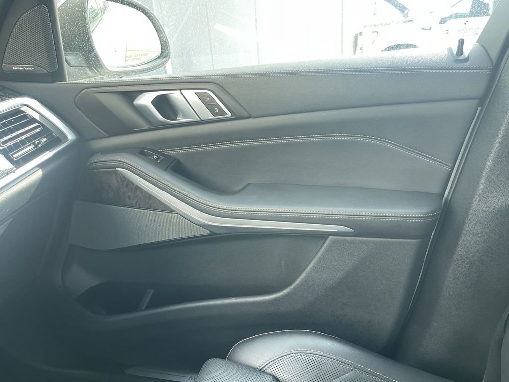 Used 2024 BMW X5 xDrive40i image 23