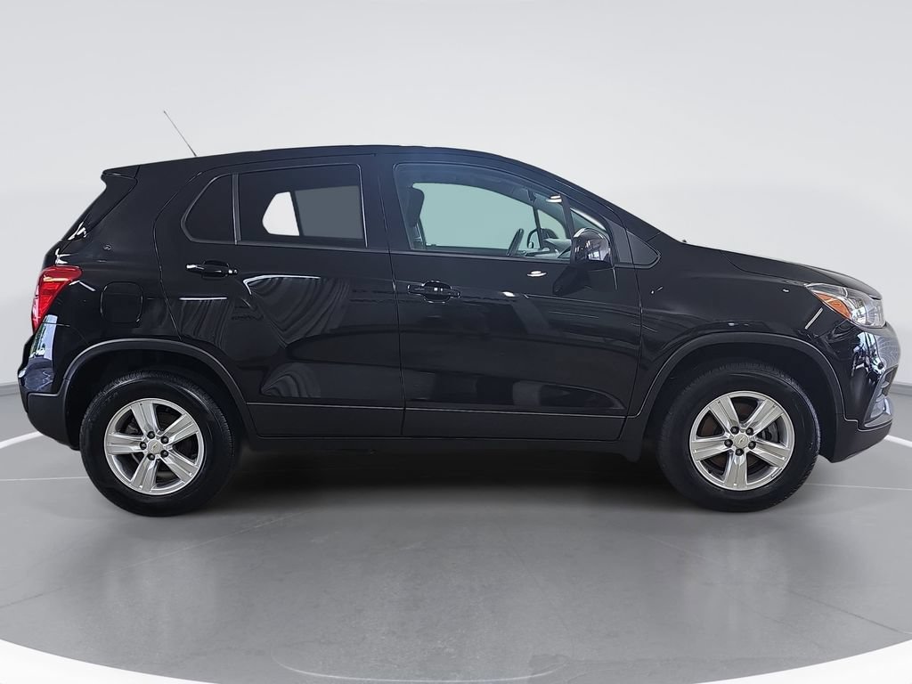 Used 2020 Chevrolet Trax LS w/ Tint and Cruise Package AWD/4WD image 2