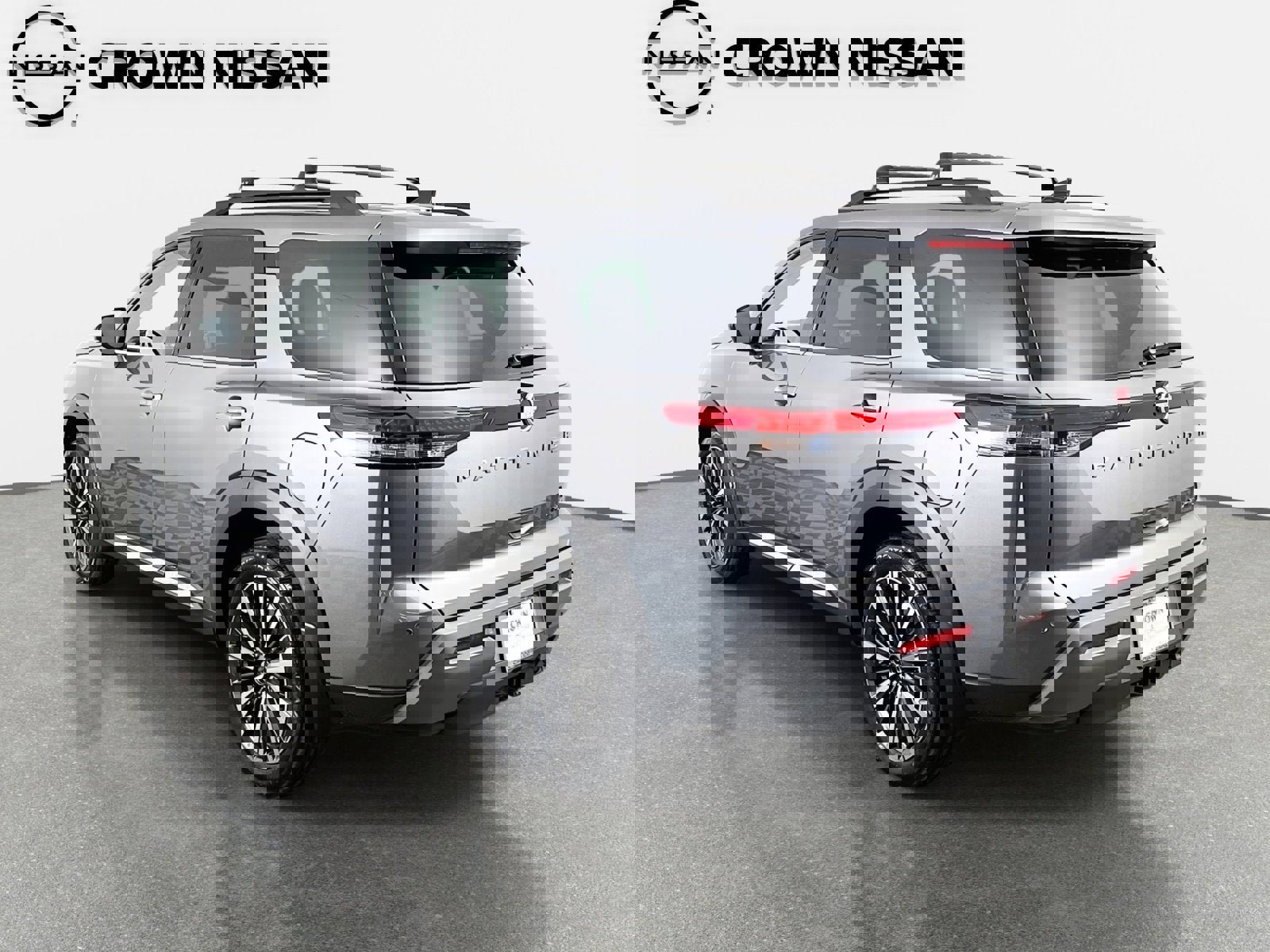 New 2026 Nissan Pathfinder Platinum image 7