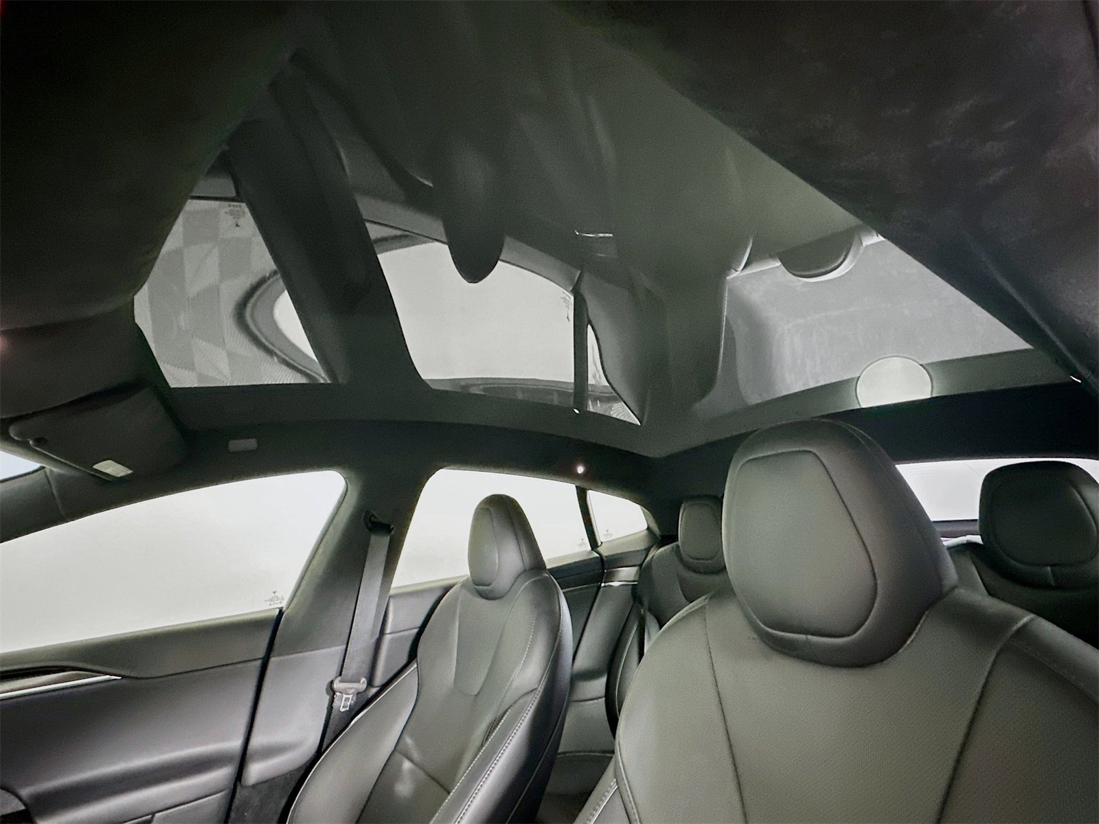 Used 2021 Tesla Model S Plaid image 19