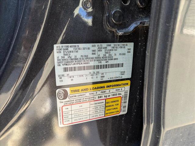 Used 2023 Ford Expedition XLT image 10