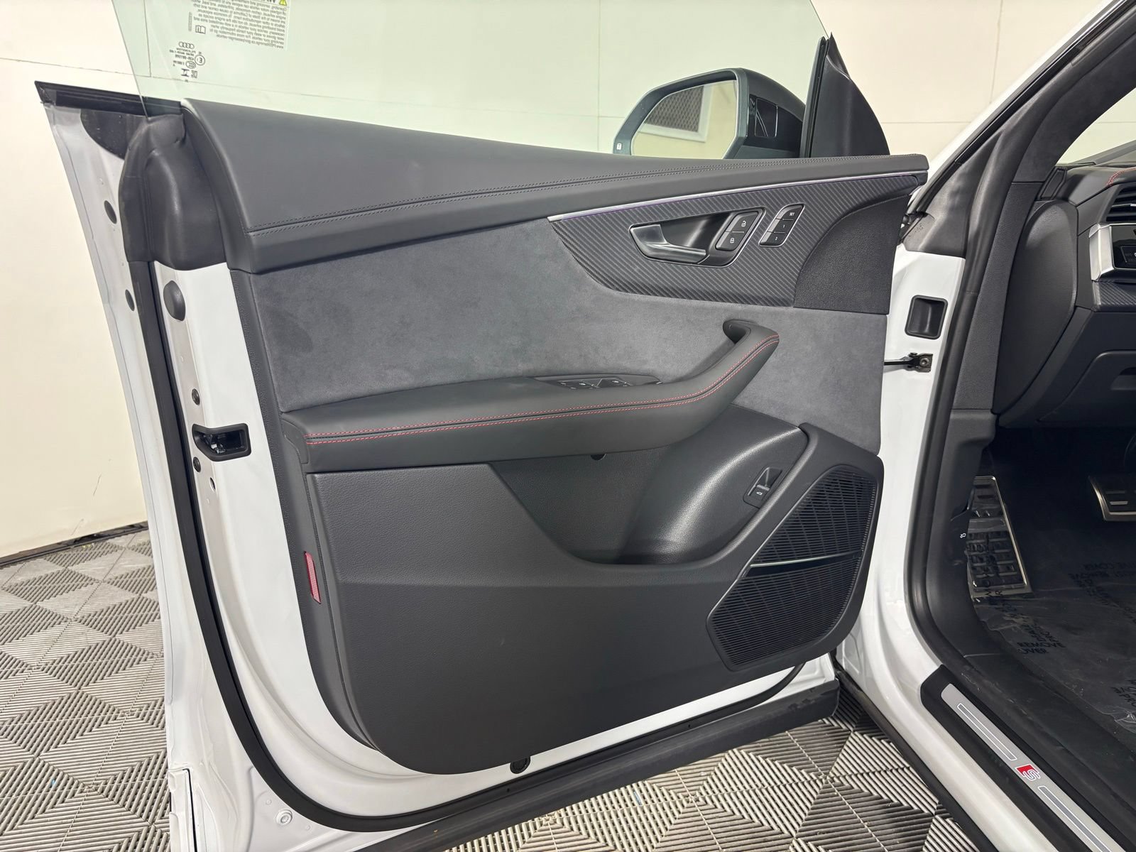 New 2026 Audi SQ8 Prestige AWD/4WD image 15