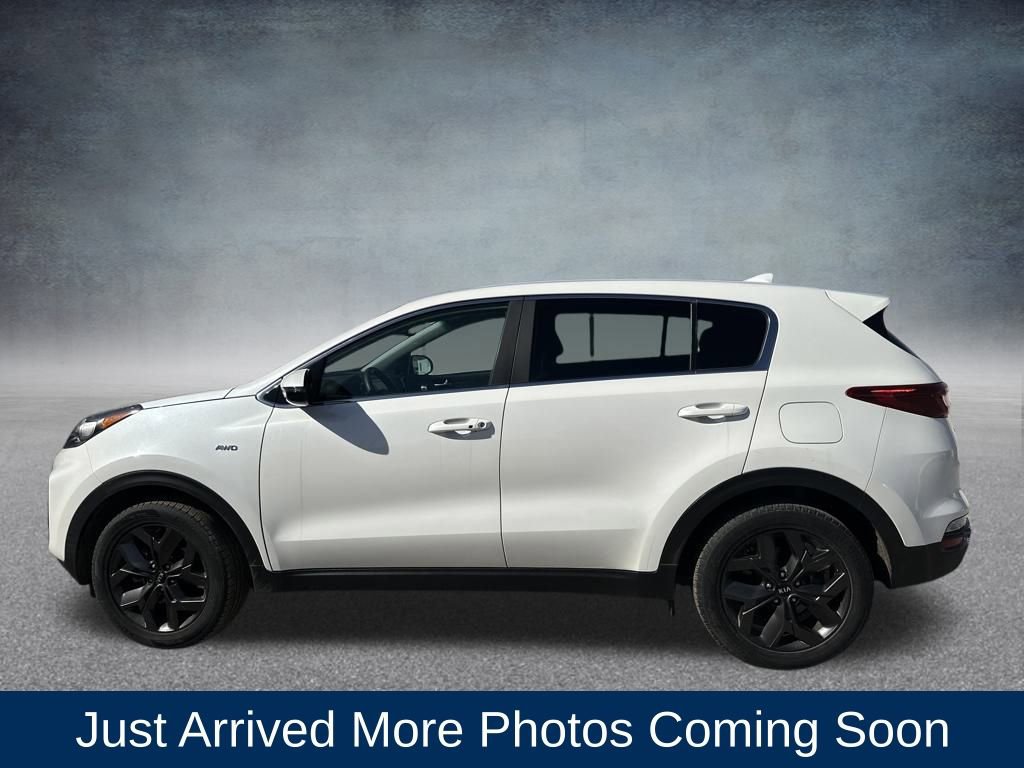 Used 2022 Kia Sportage LX w/ LX AWD Value Edition Package image 3