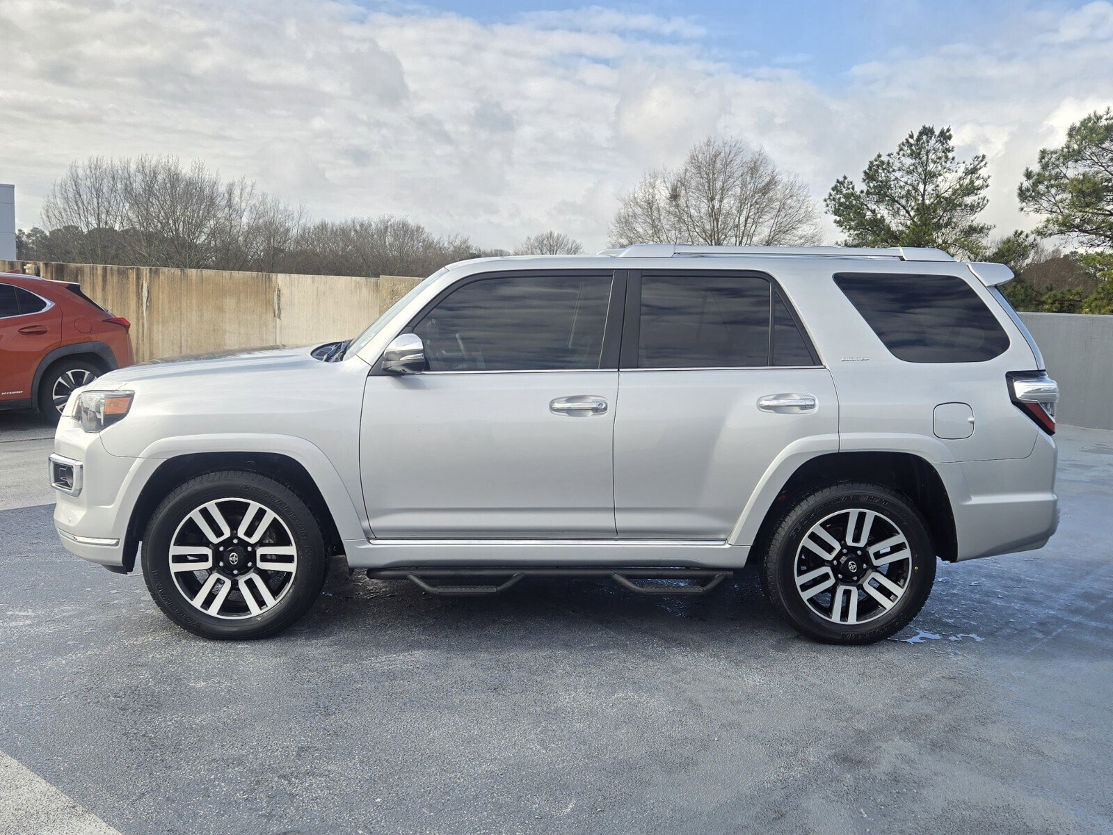 Used 2022 Toyota 4Runner Limited image 2