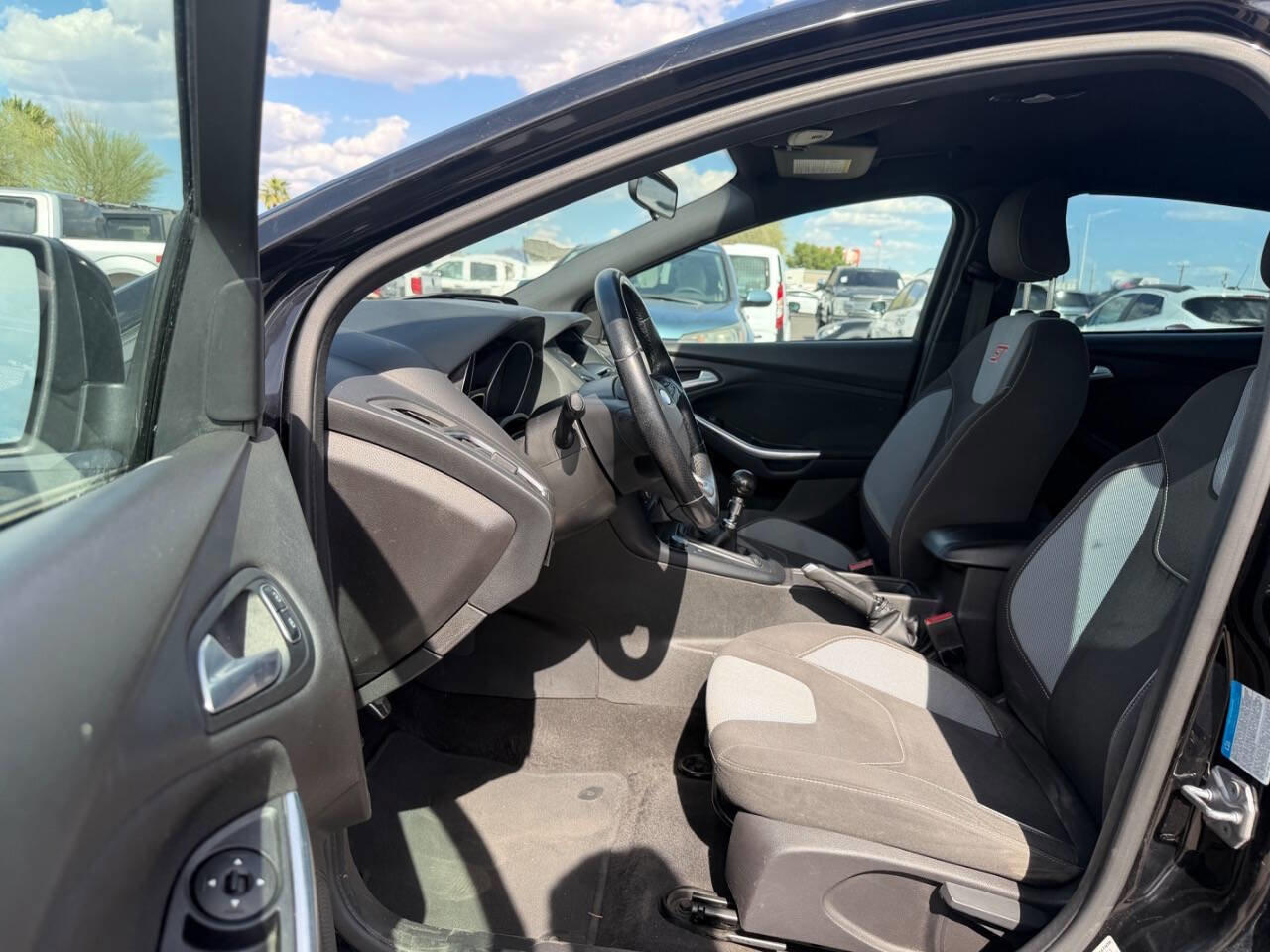 Used 2016 Ford Focus ST FWD image 17
