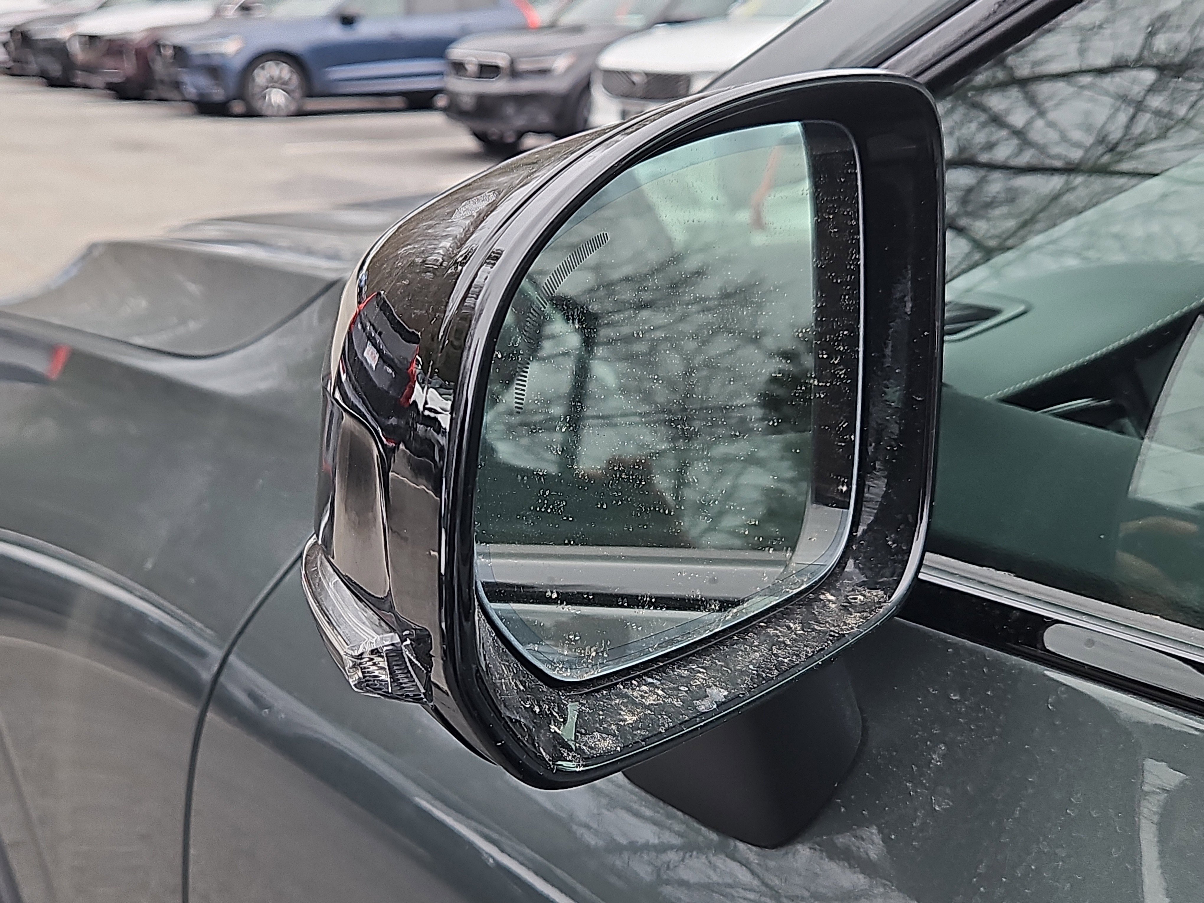 New 2026 Volvo XC60 B5 Ultra w/ Protection Package Premier image 14