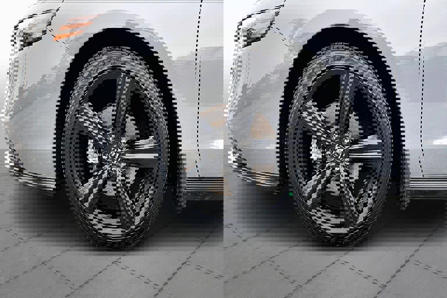 Used 2023 Honda Accord Sport image 11