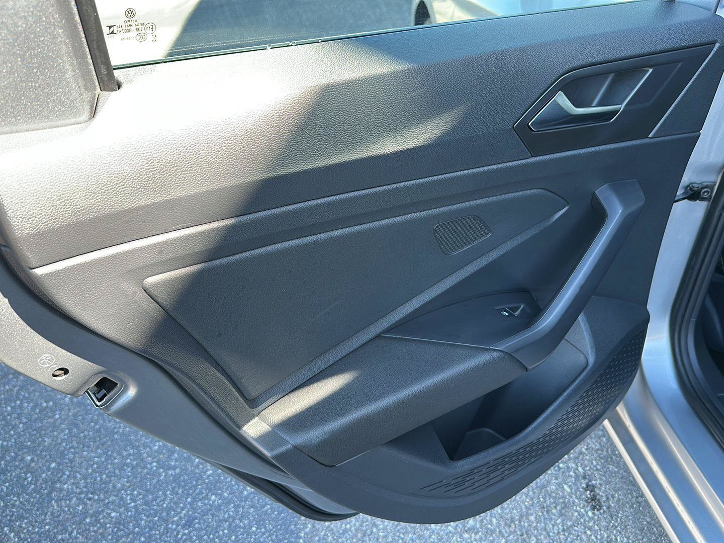 Used 2024 Volkswagen Jetta SE FWD image 20