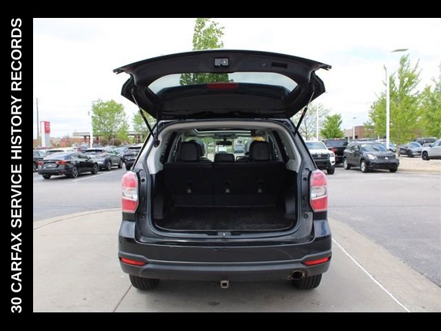 Used 2016 Subaru Forester 2.5i Limited AWD/4WD image 10