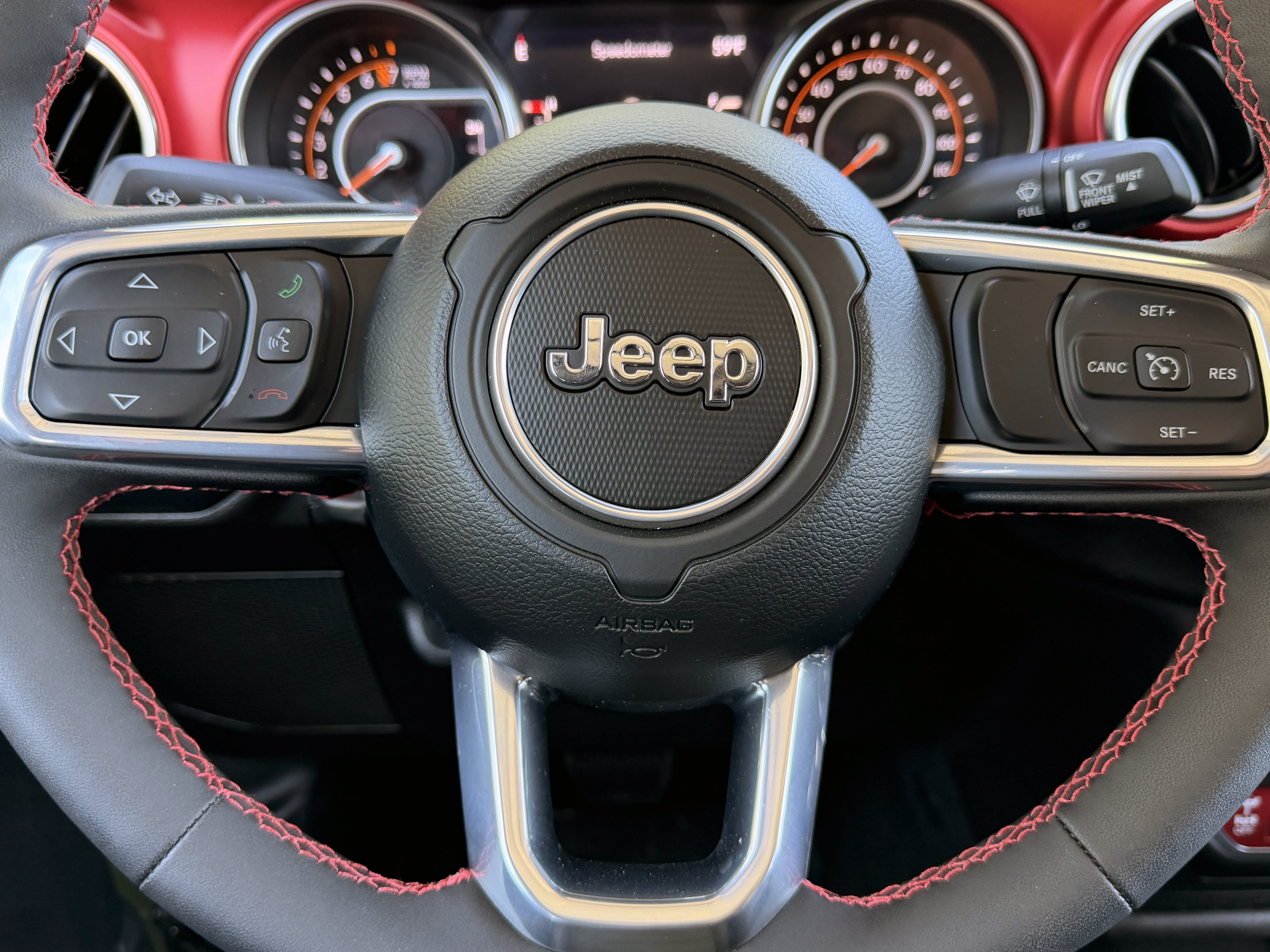 Used 2023 Jeep Gladiator Rubicon w/ Cold Weather Group AWD/4WD image 31