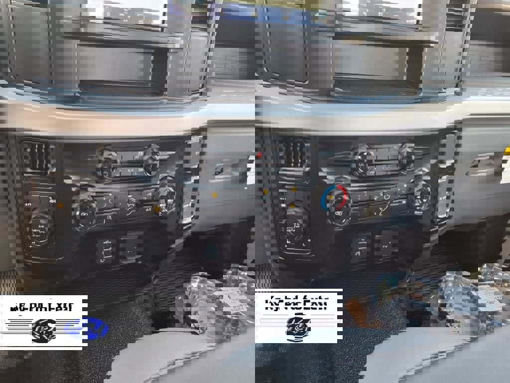 New 2026 Ford F350 XL w/ XL Chrome Package image 19