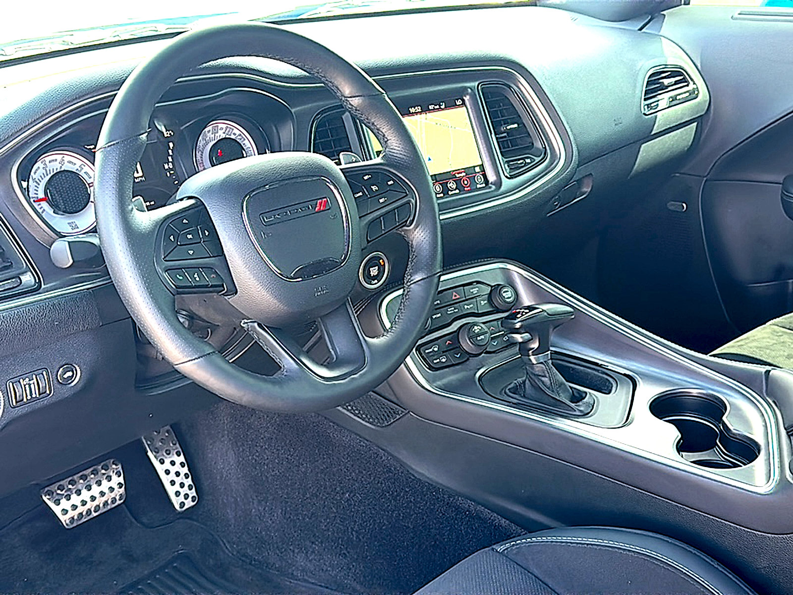 Used 2018 Dodge Challenger R/T Plus RWD image 13