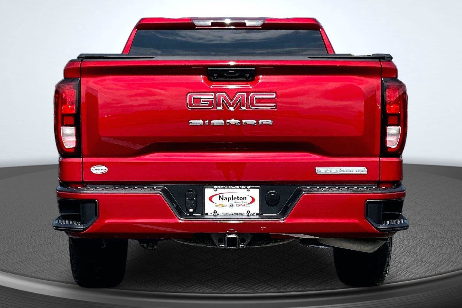 Used 2024 GMC Sierra 1500 Elevation AWD/4WD image 4