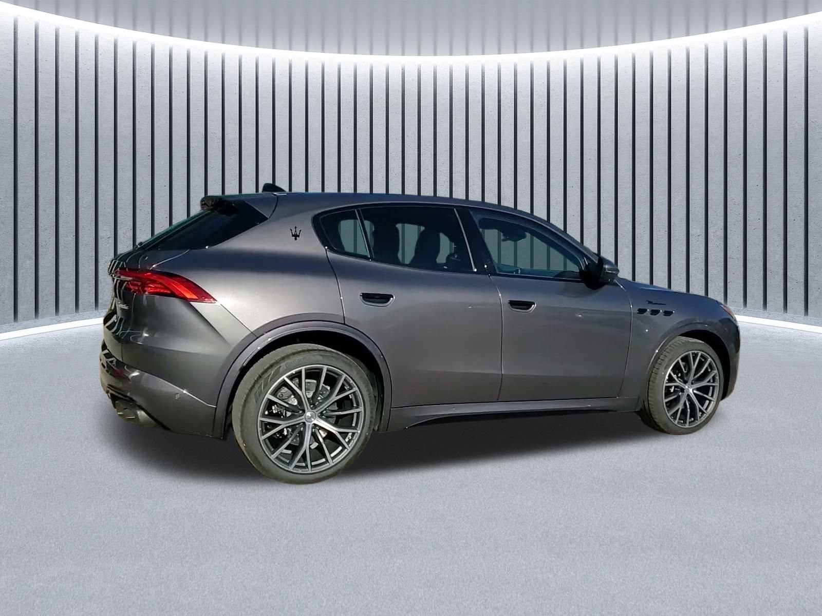 New 2026 Maserati Grecale Modena image 6