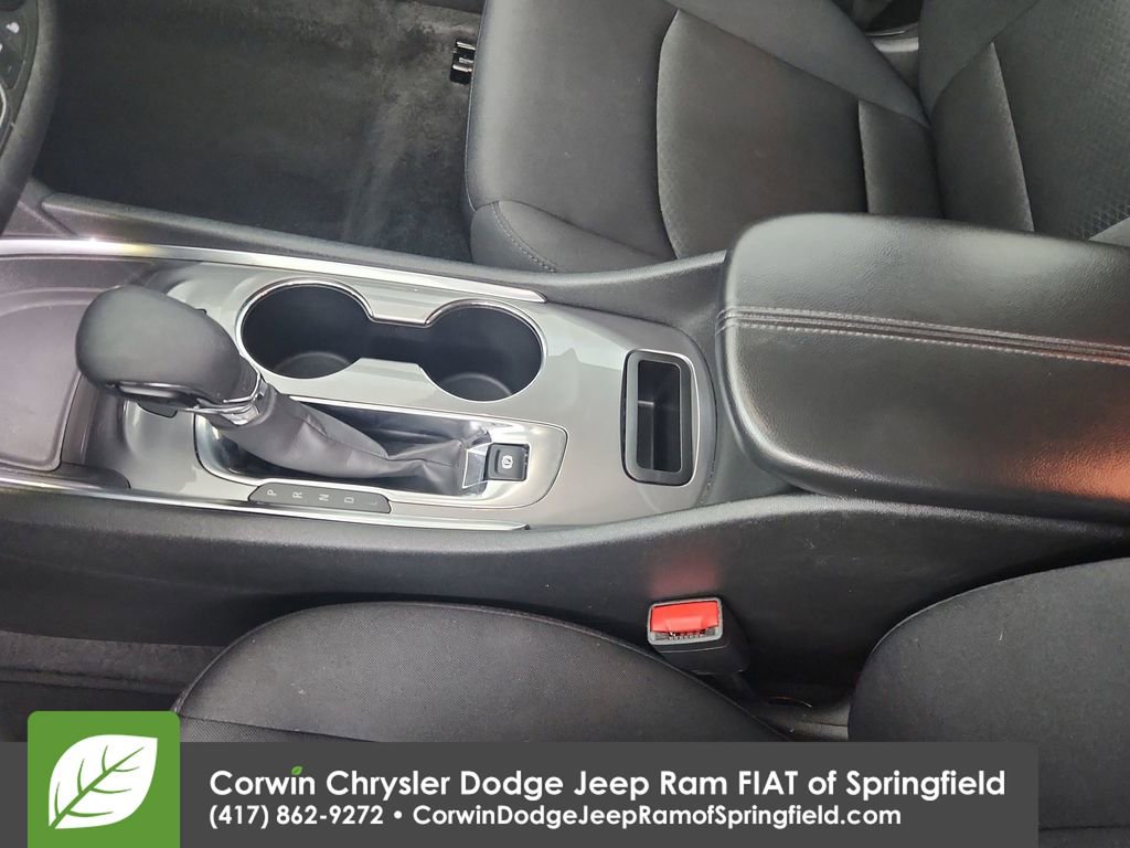 Used 2025 Chevrolet Malibu LT image 29