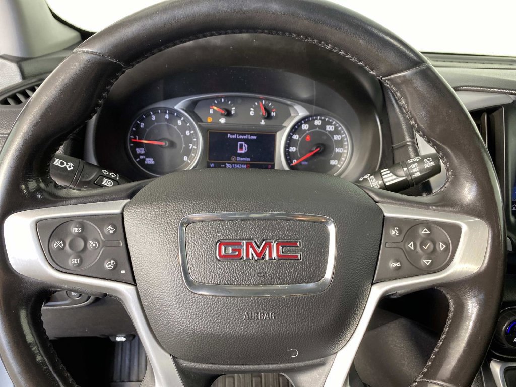 Used 2022 GMC Terrain SLT w/ Infotainment Package II AWD/4WD image 15