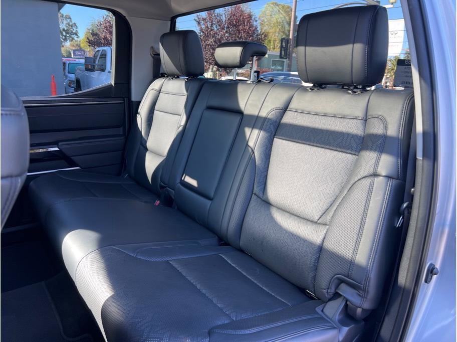 Used 2022 Toyota Tundra Limited image 9