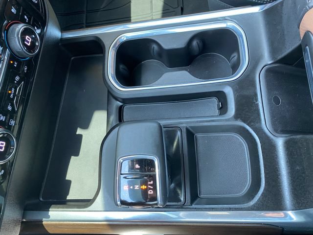 Used 2024 Chevrolet Silverado 1500 High Country w/ Technology Package AWD/4WD image 21