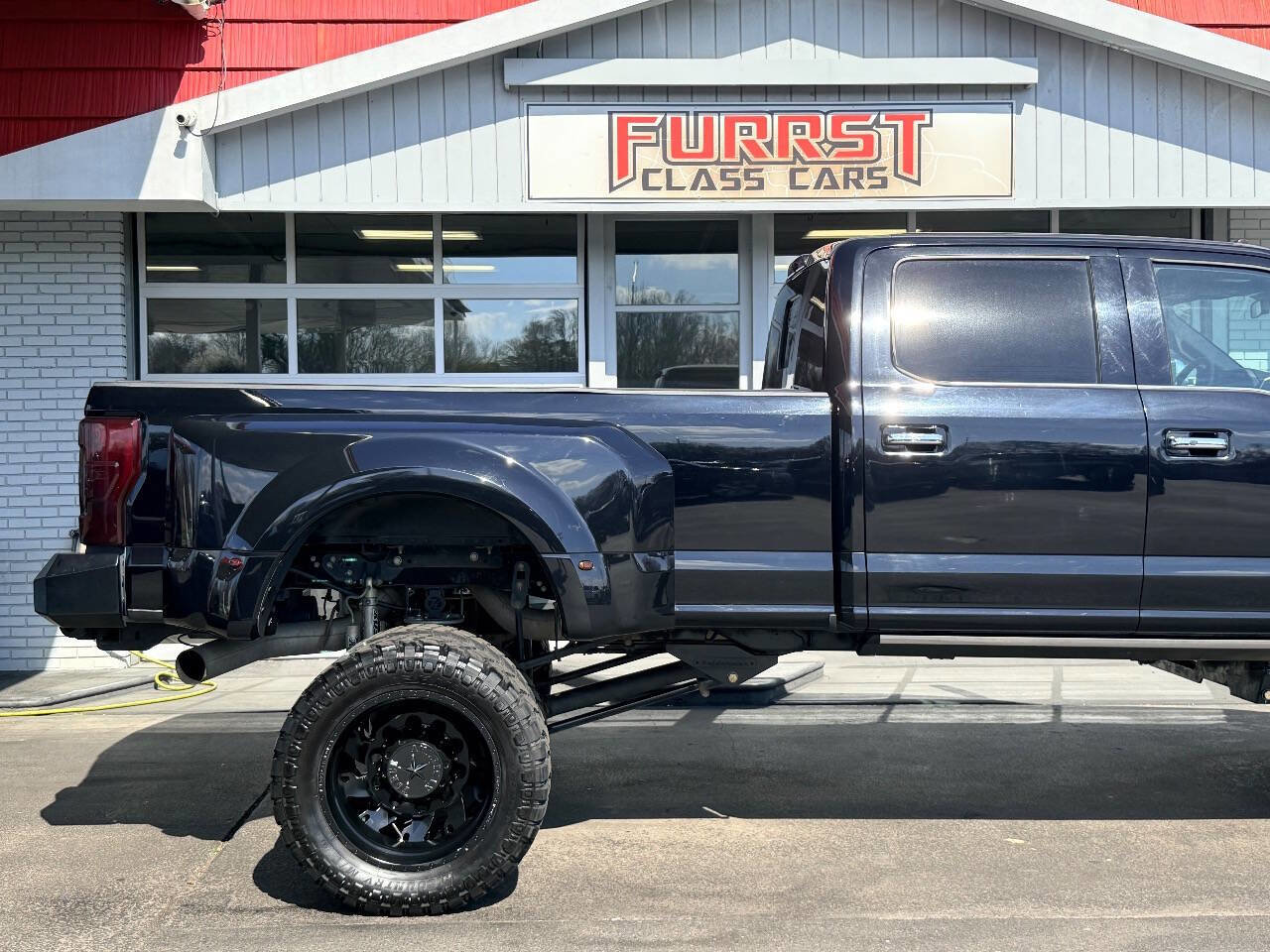 Used 2017 Ford F350 Platinum w/ Platinum Ultimate Package image 17