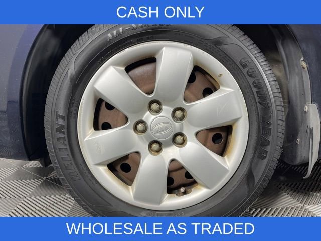 Used 2010 Kia Optima LX image 11