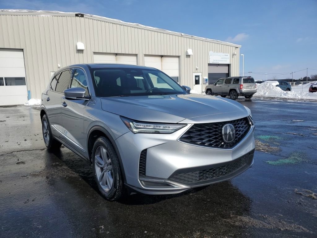 Used 2026 Acura MDX SH-AWD image 1