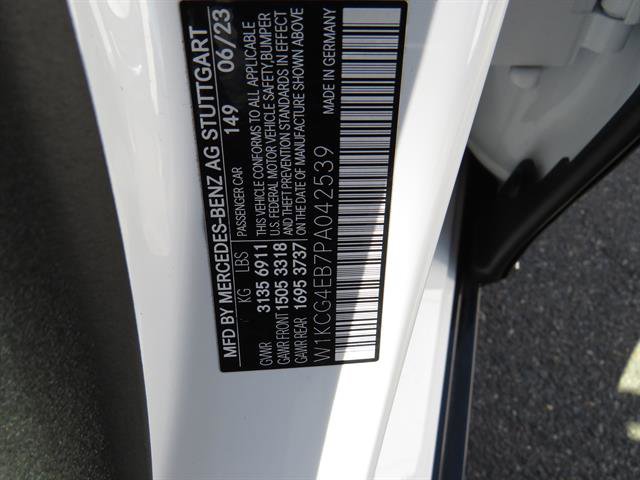 Certified 2023 Mercedes-Benz EQS 580 4MATIC Sedan w/ Exclusive Trim Package image 7