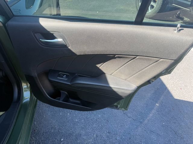 Used 2022 Dodge Charger SXT w/ Blacktop Package image 18