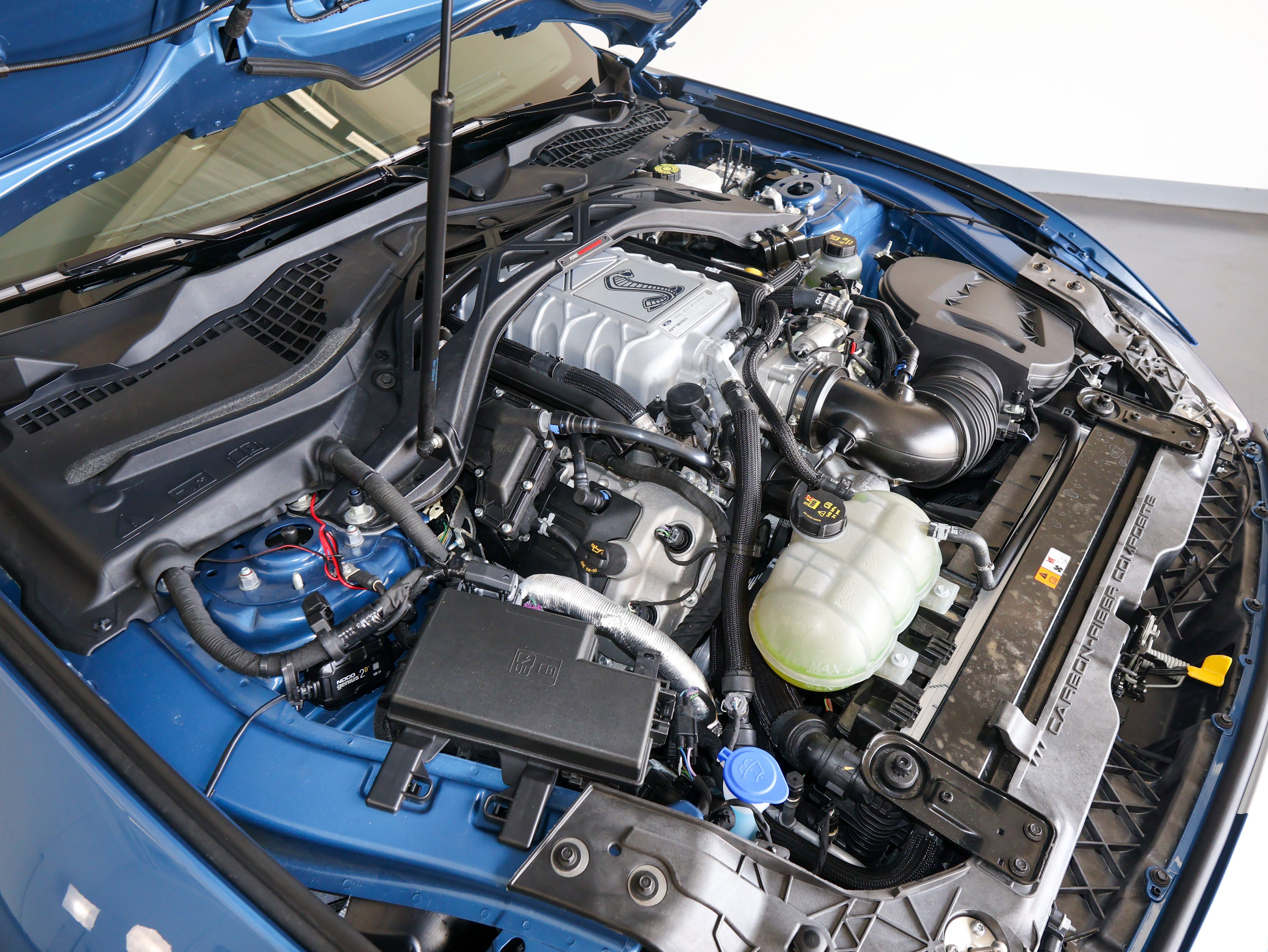 Used 2020 Ford Mustang Shelby GT500 w/ Carbon Fiber Track Pack RWD image 66