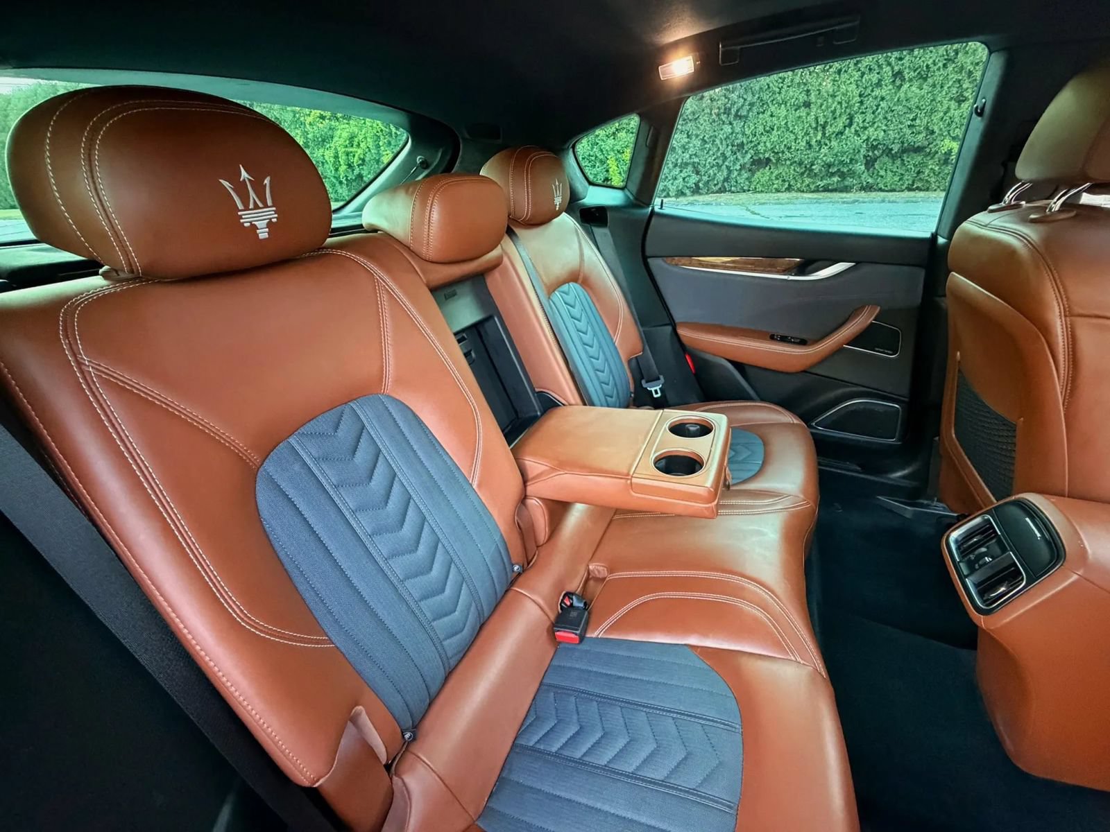 Used 2018 Maserati Levante GranLusso AWD/4WD image 75
