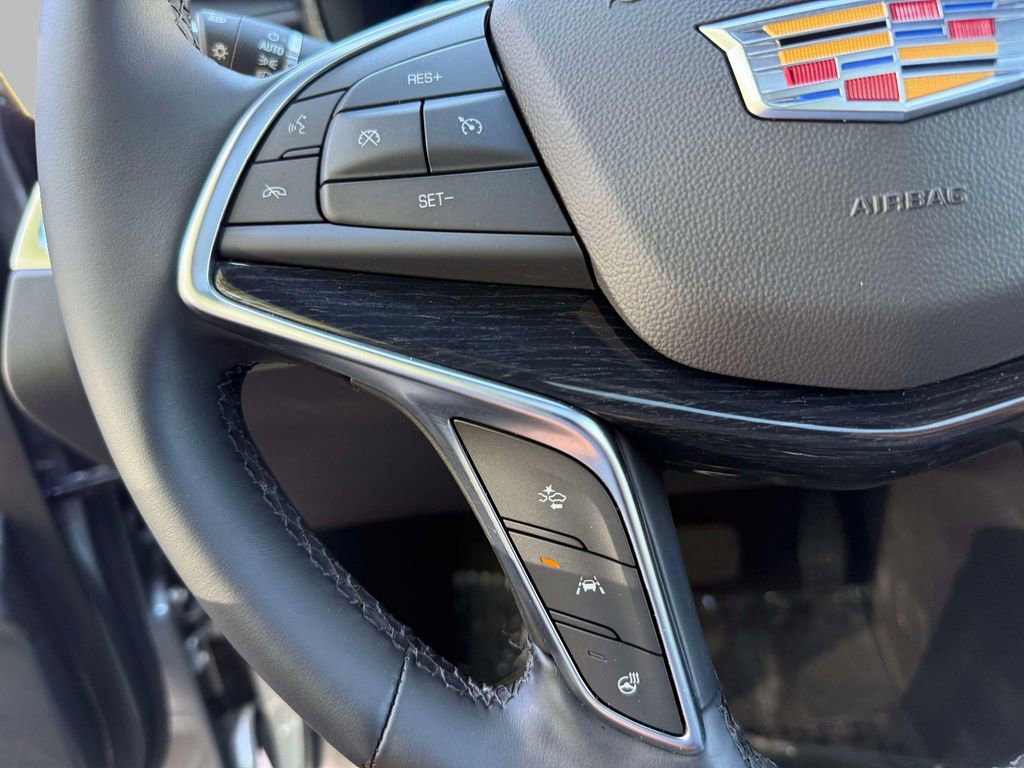 Used 2025 Cadillac XT5 Premium Luxury w/ Technology Package AWD/4WD image 34