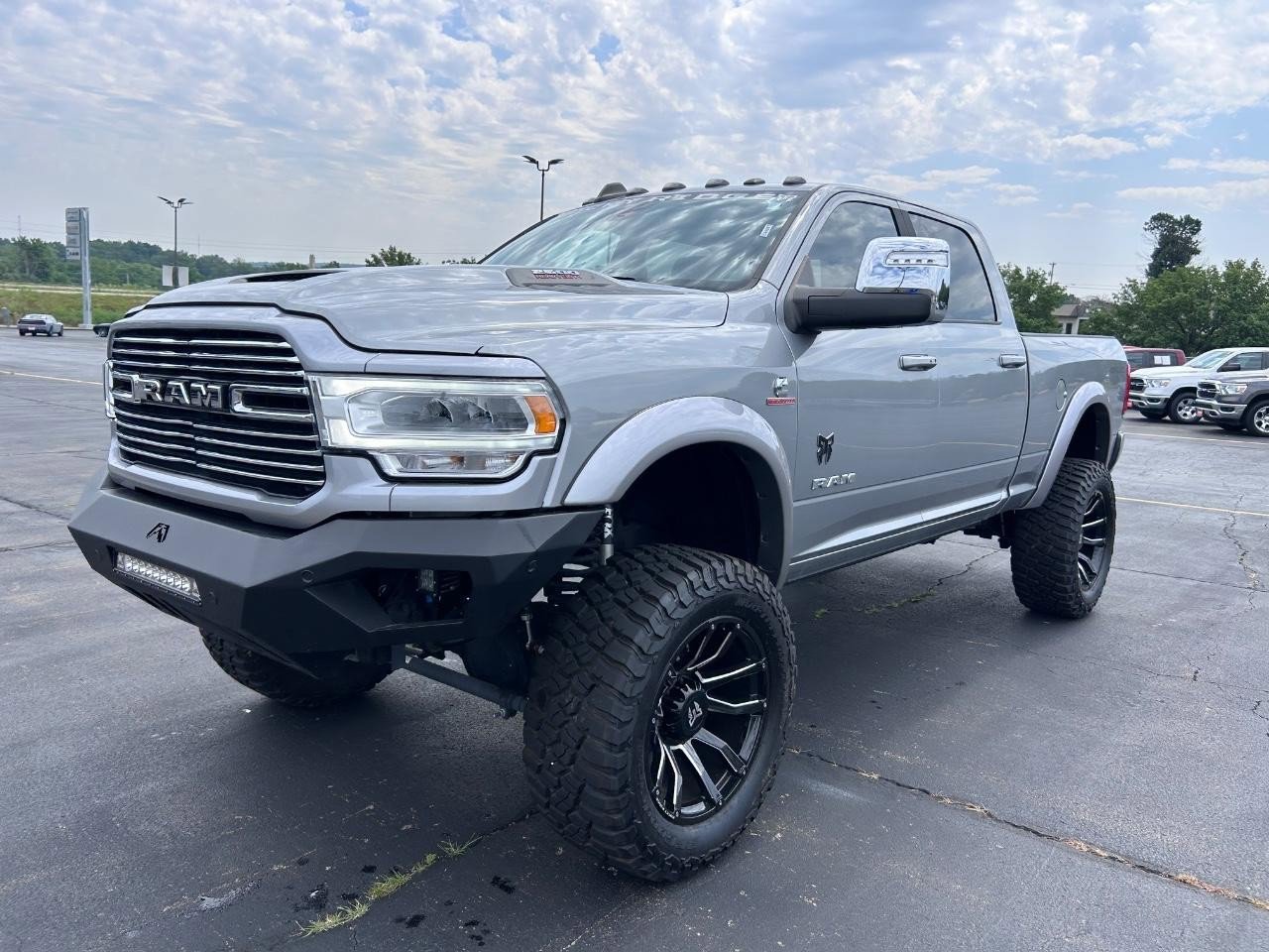 Used 2024 RAM 2500 Laramie w/ Sport Appearance Package AWD/4WD image 7