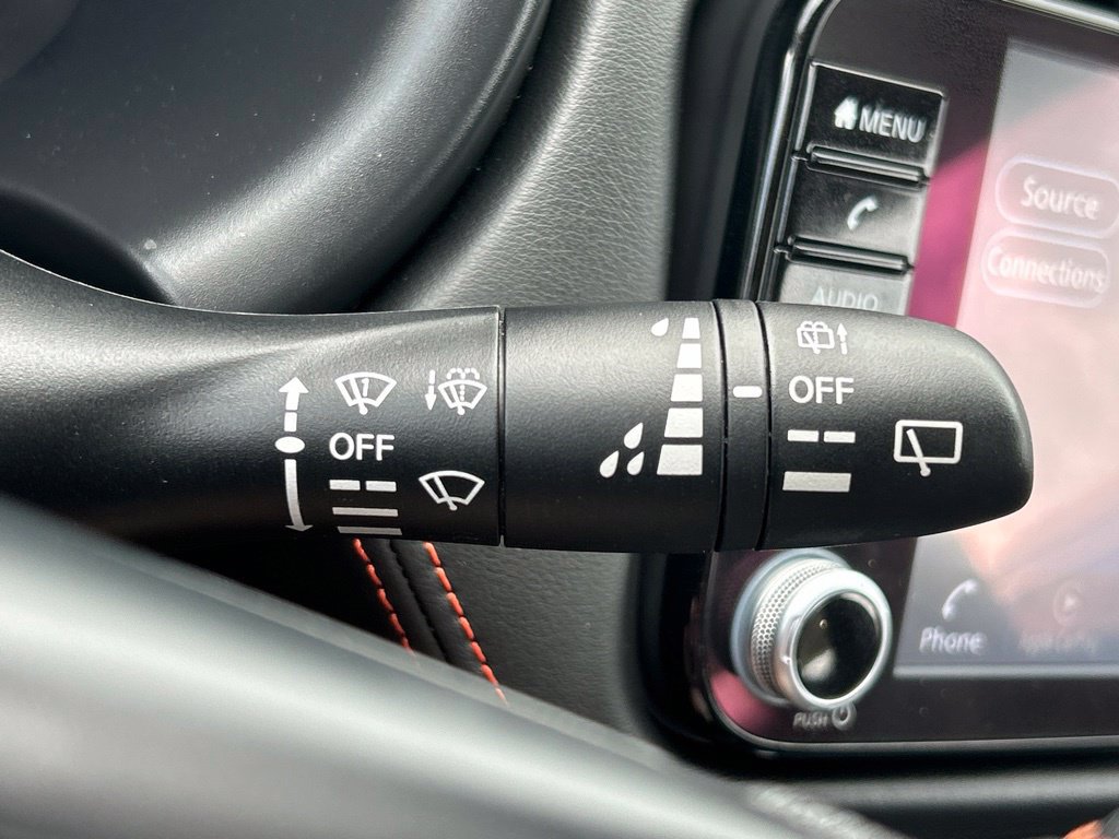 Certified 2024 Nissan Kicks SR w/ SR Premium Package FWD image 29