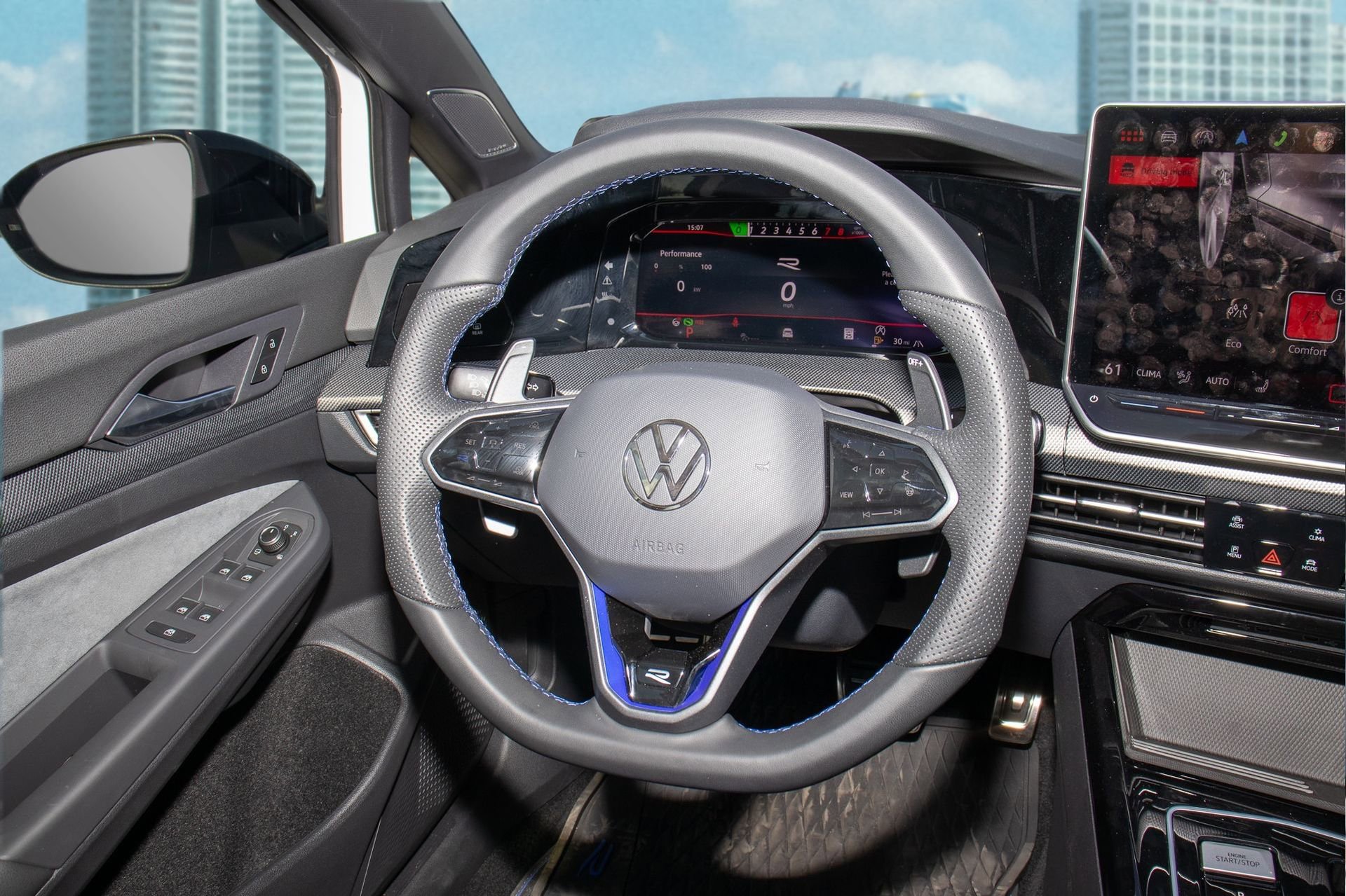 Used 2025 Volkswagen Golf w/ Euro Style Package image 21