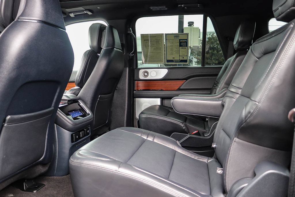 Certified 2023 Lincoln Navigator L Reserve RWD image 23